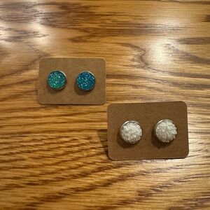 Blue and White Stud Earrings Set